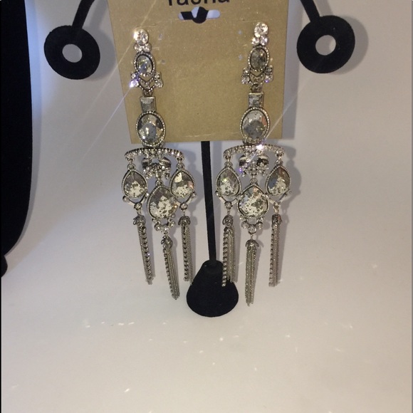 TASHA SILVER CRYSTAL CRACKLED FINISH CRYSTAL EARRINGS SHOULDER DUSTERS NWT - Picture 5 of 7